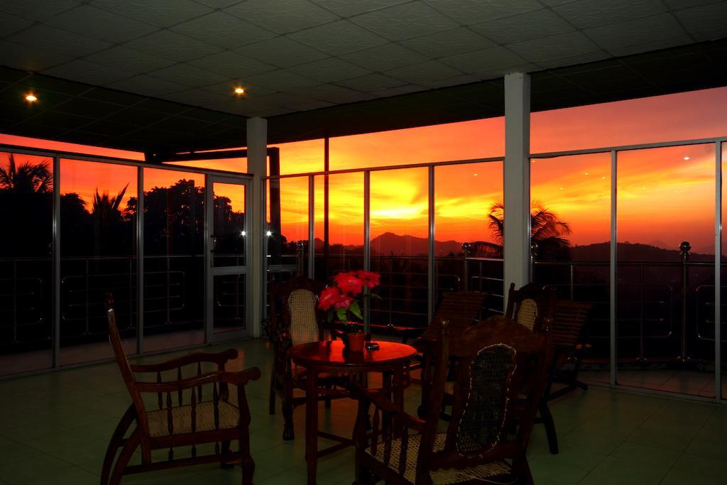 מלון קנדי Delma Mount View מראה חיצוני תמונה